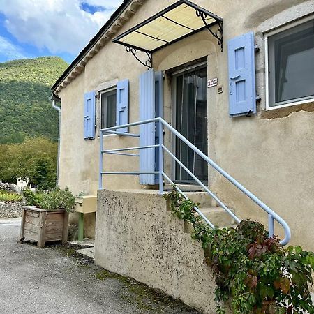 Maison De Village Aux Portes Du Vercors Chamaloc Exterior foto
